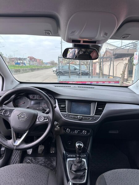 Opel Crossland X